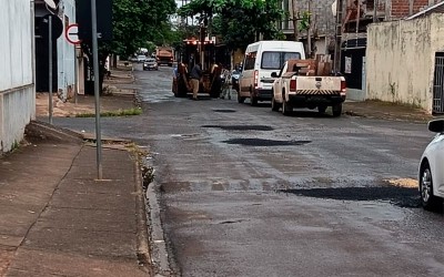 Sarandi intensifica operação tapa-buracos e prepara a retomada dos serviços de recapeamento asfaltico nas próximas semanas